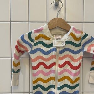 Hanna Andersson Colorful Wave Pattern jammies size 75 aka 12-18 months